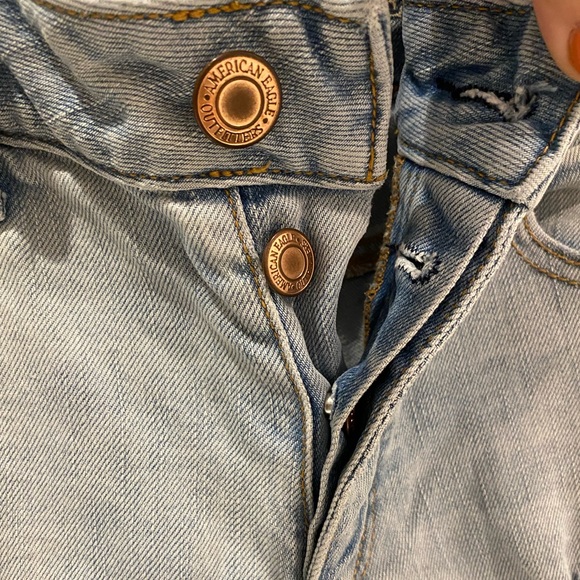 American Eagle Tomgirl jeans size 0 - Picture 3 of 5